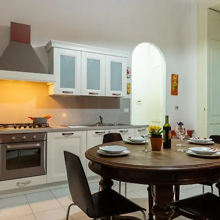 Il Postino House Apartment *
