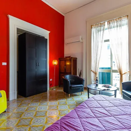 Apartment Il Postino House Naples